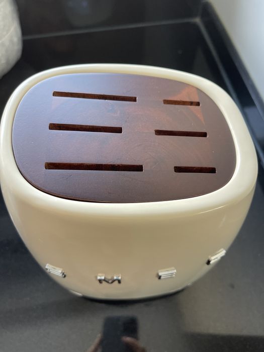 Suporte facas SMEG bege