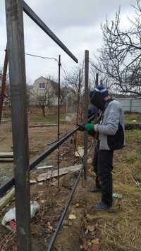 Забори із профнастилу. Демонтаж старого забору. Встановлення нового.