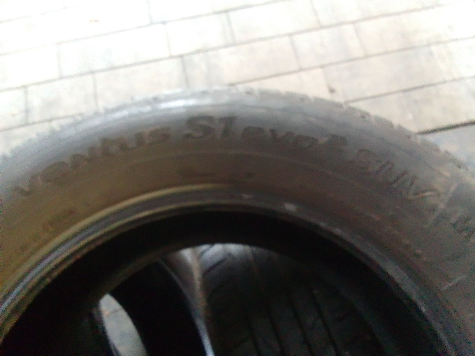 Opony letnie 235/65/17