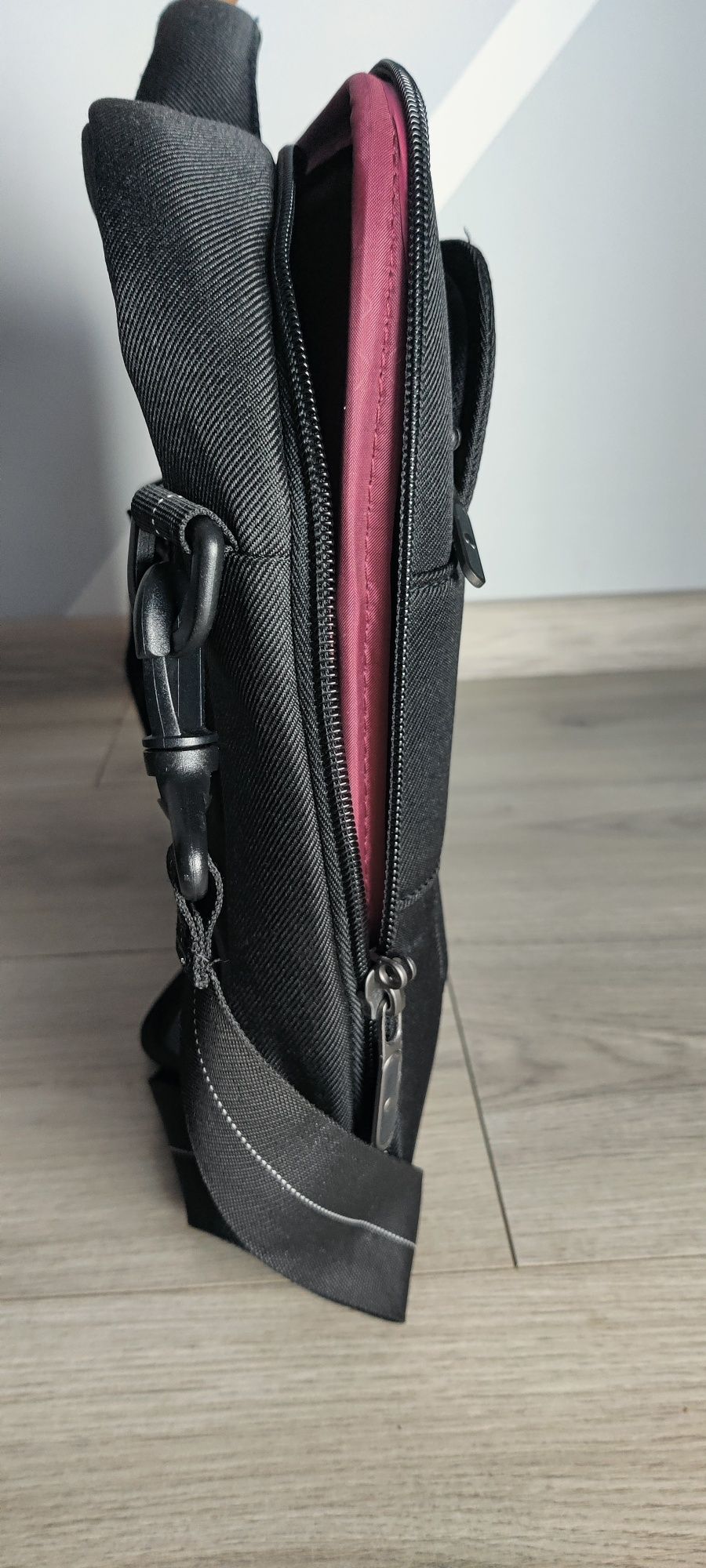 Sprzedam nową oryginalną torbę na laptopa Delsey colletion
