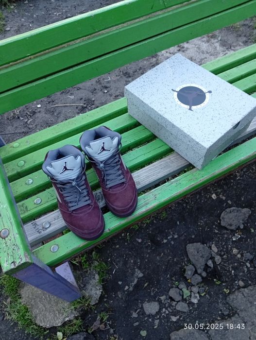 Оригінал Кросівки Air Jordan 5 Retro SE Bordo Burgundy Джордан бордо
