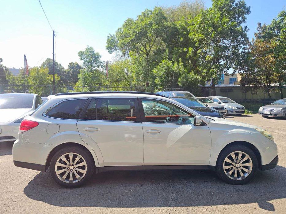 Subaru outback 2010