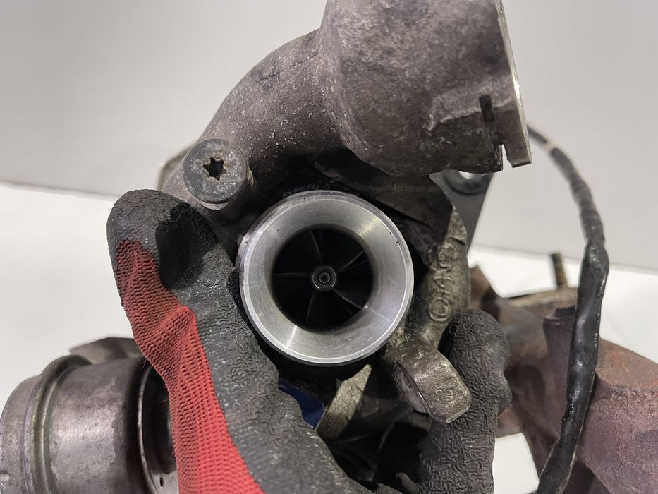 Турбина турбіна Passat B6 Skoda A5 Caddy Touran 1.9 BLS 77 KW