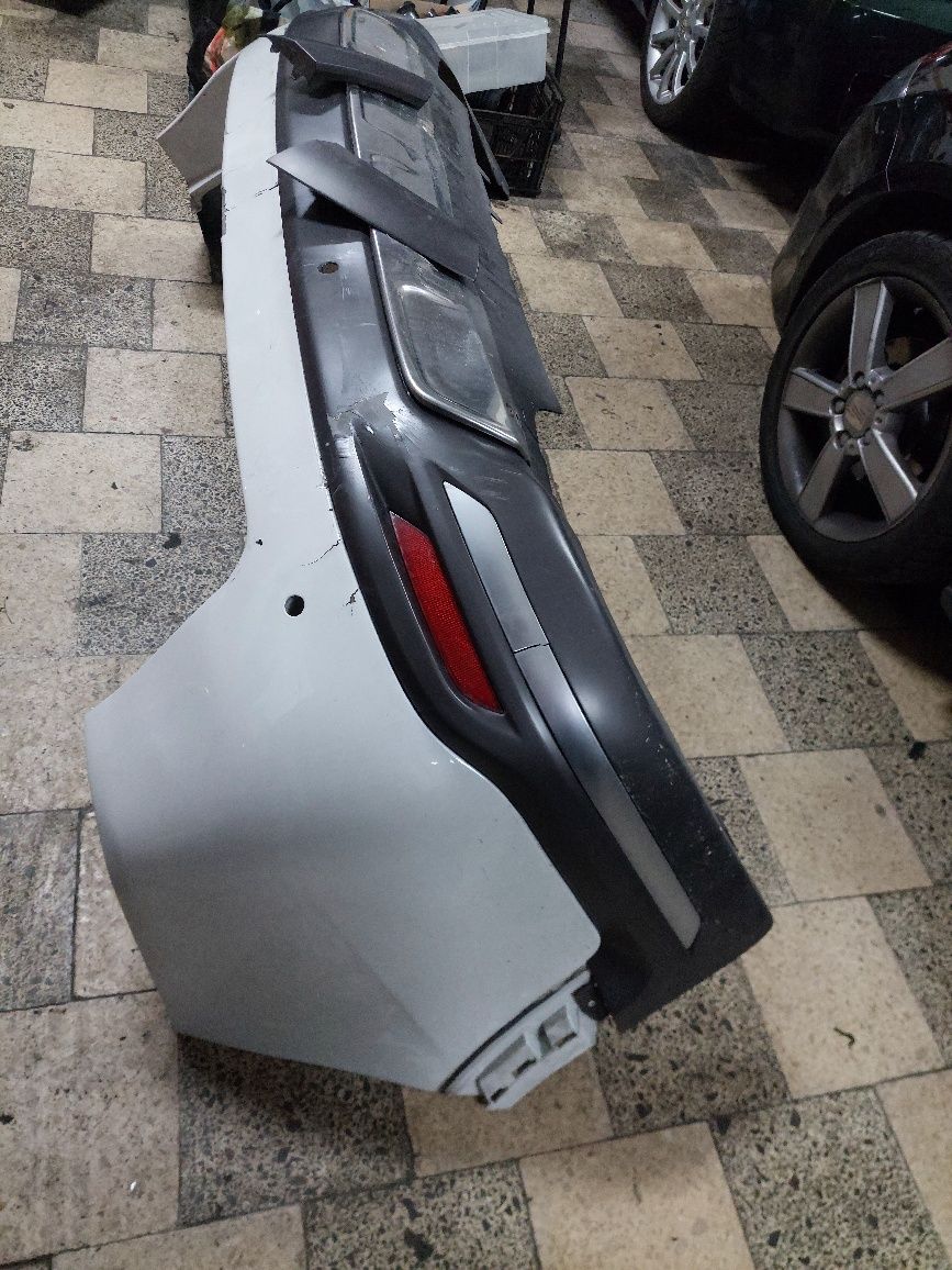 Para-choques trás Peugeot 508 RXH