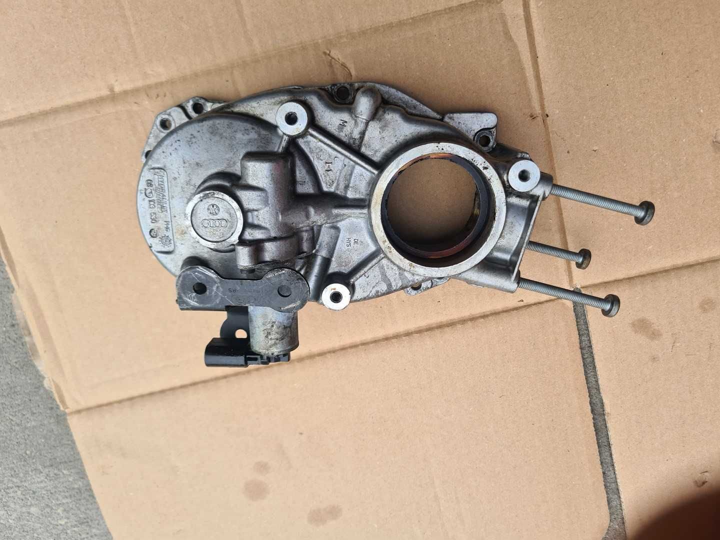 Obudowa Wariatora 2.0 TFSI Czujnik Faz Audi A3 A4 A6 06F103530P