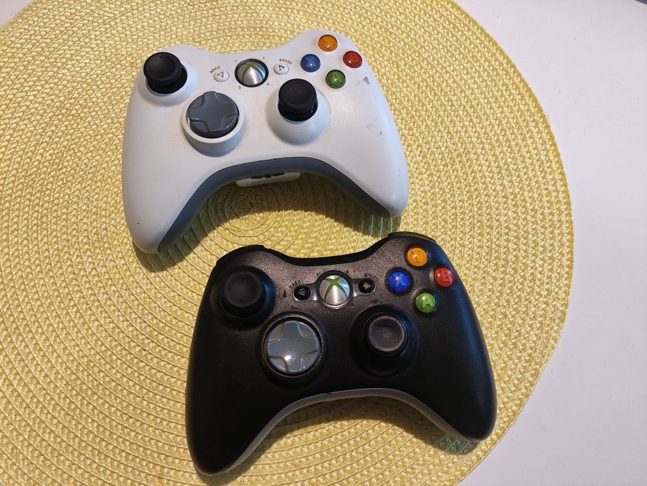 Oryginalny Pad bezprzewodowy Xbox 360 biały i czarny