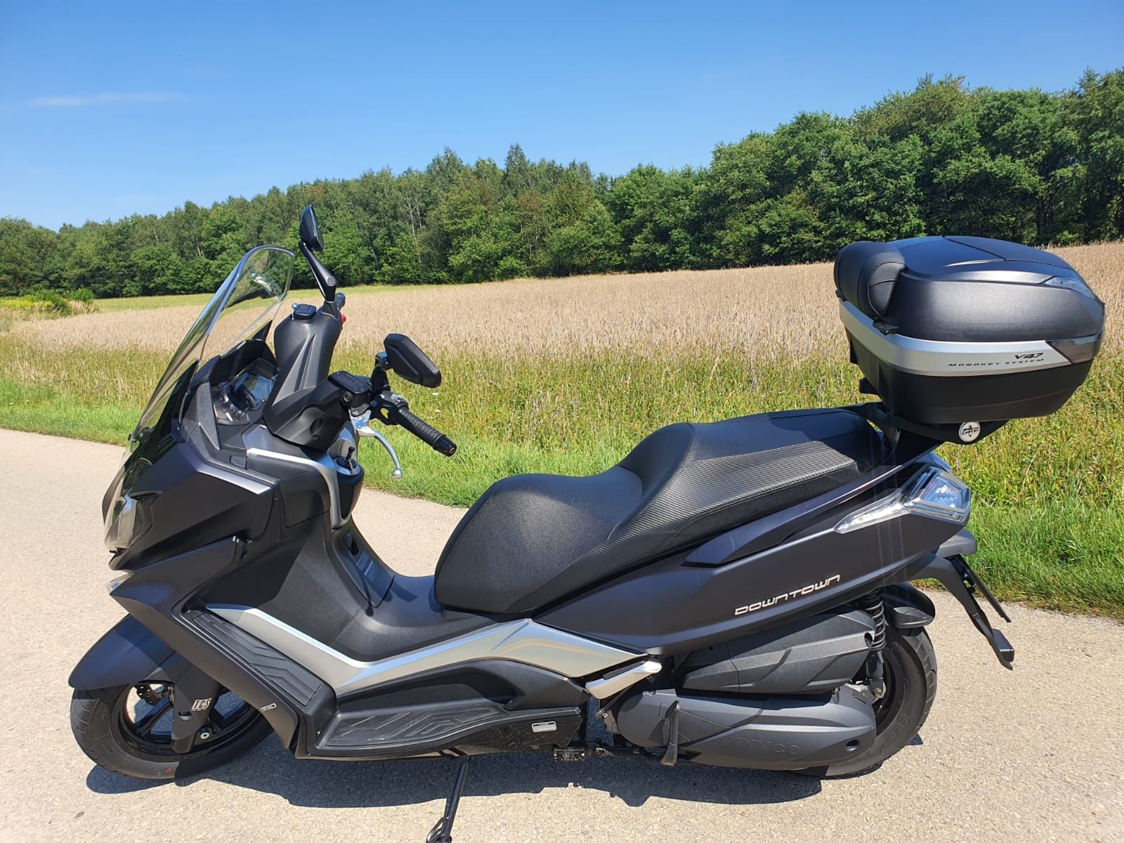 Skuter KYMCO downtown 350i CTS/ABS, nawigacja, 2020