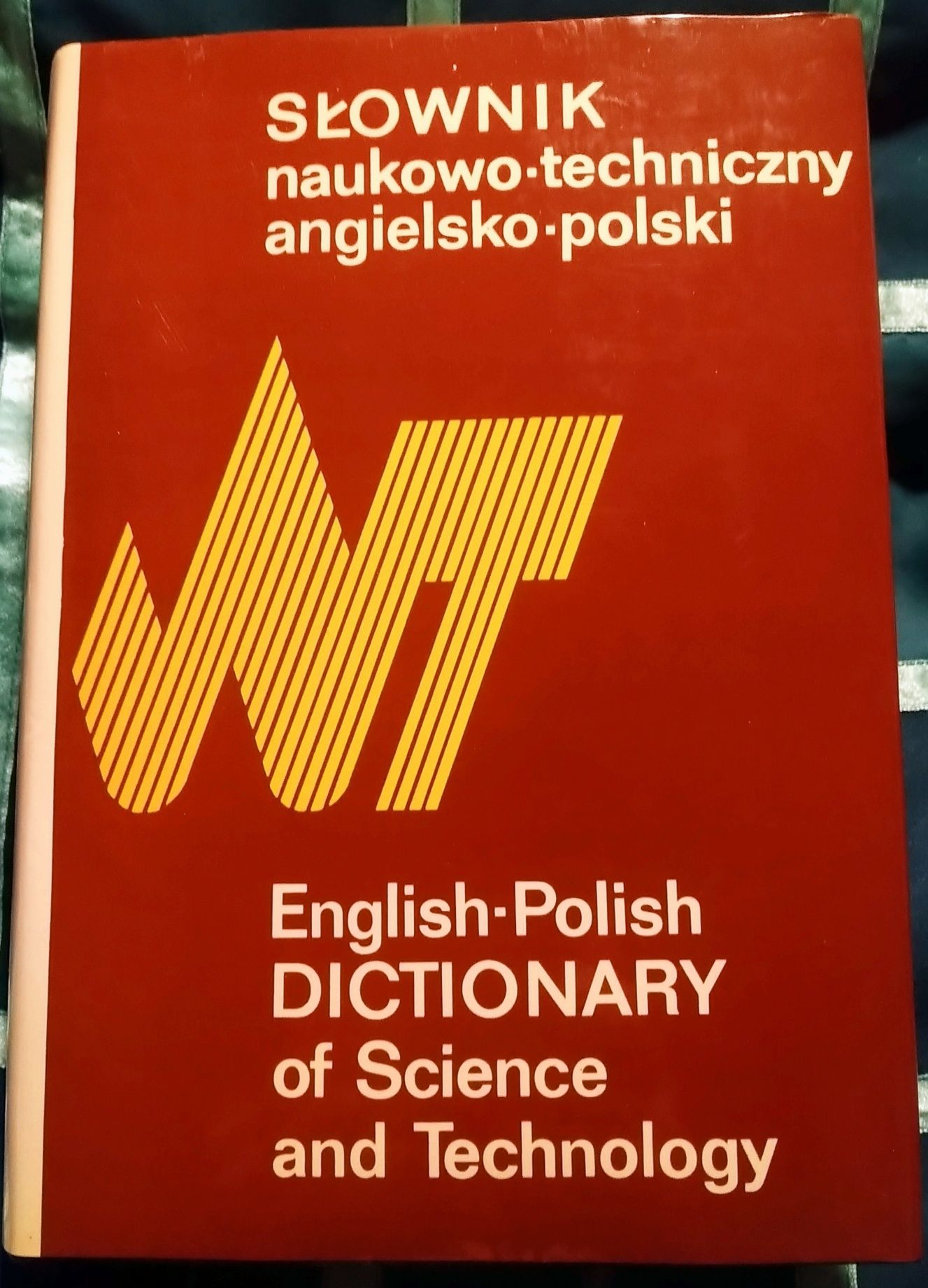 Słownik naukowo-techniczny angielsko-polski