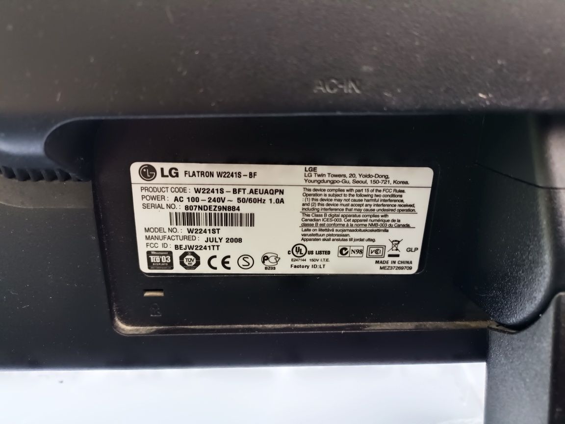 Monitor LG flatron 22 cale