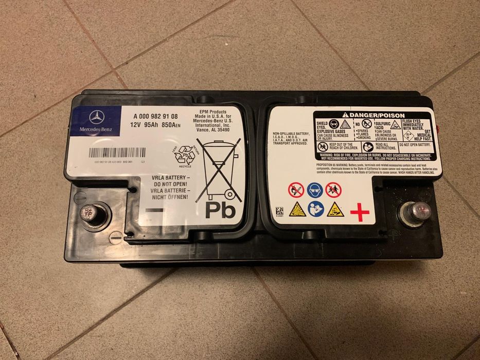 Akumulator Mercedes
