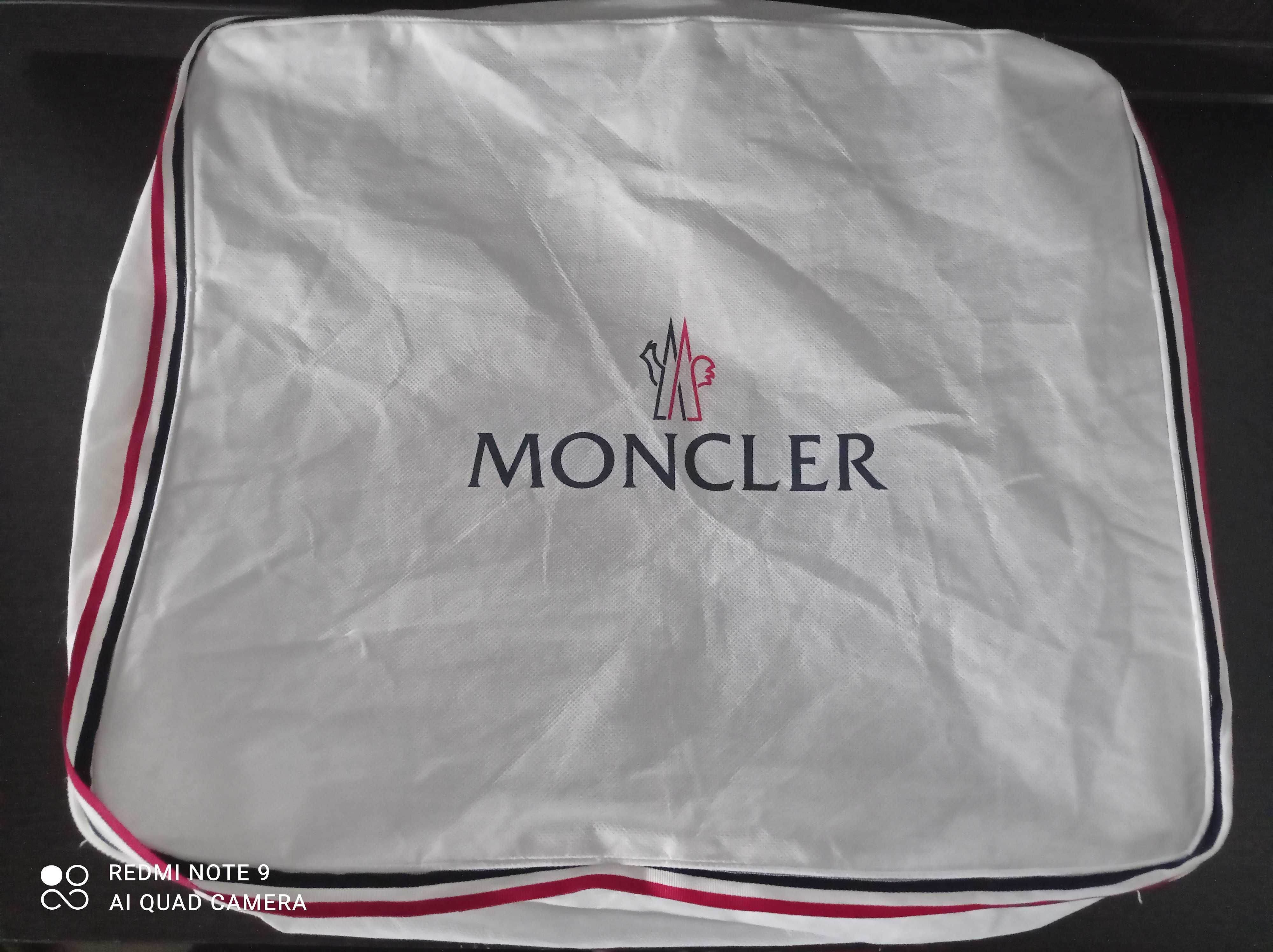 MONCLER worek do przechowywania zapinany na suwak