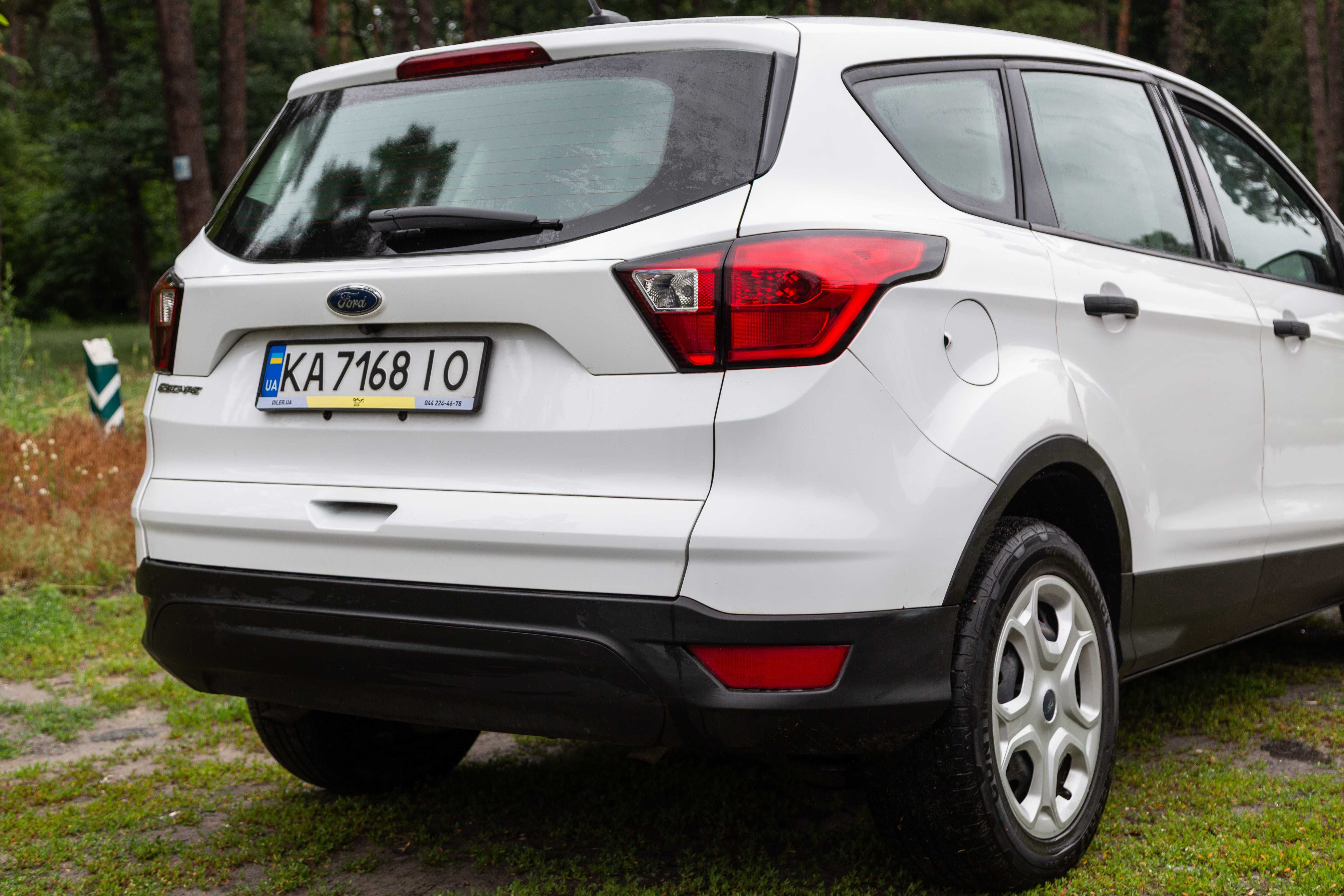 Продам Ford Escape