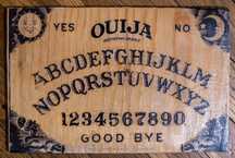 Ouija gra planszowa prezent spirytyzm wywoływanie duchów halloween