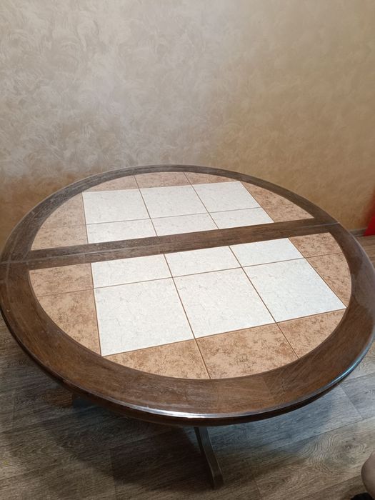 Стіл розкладний.