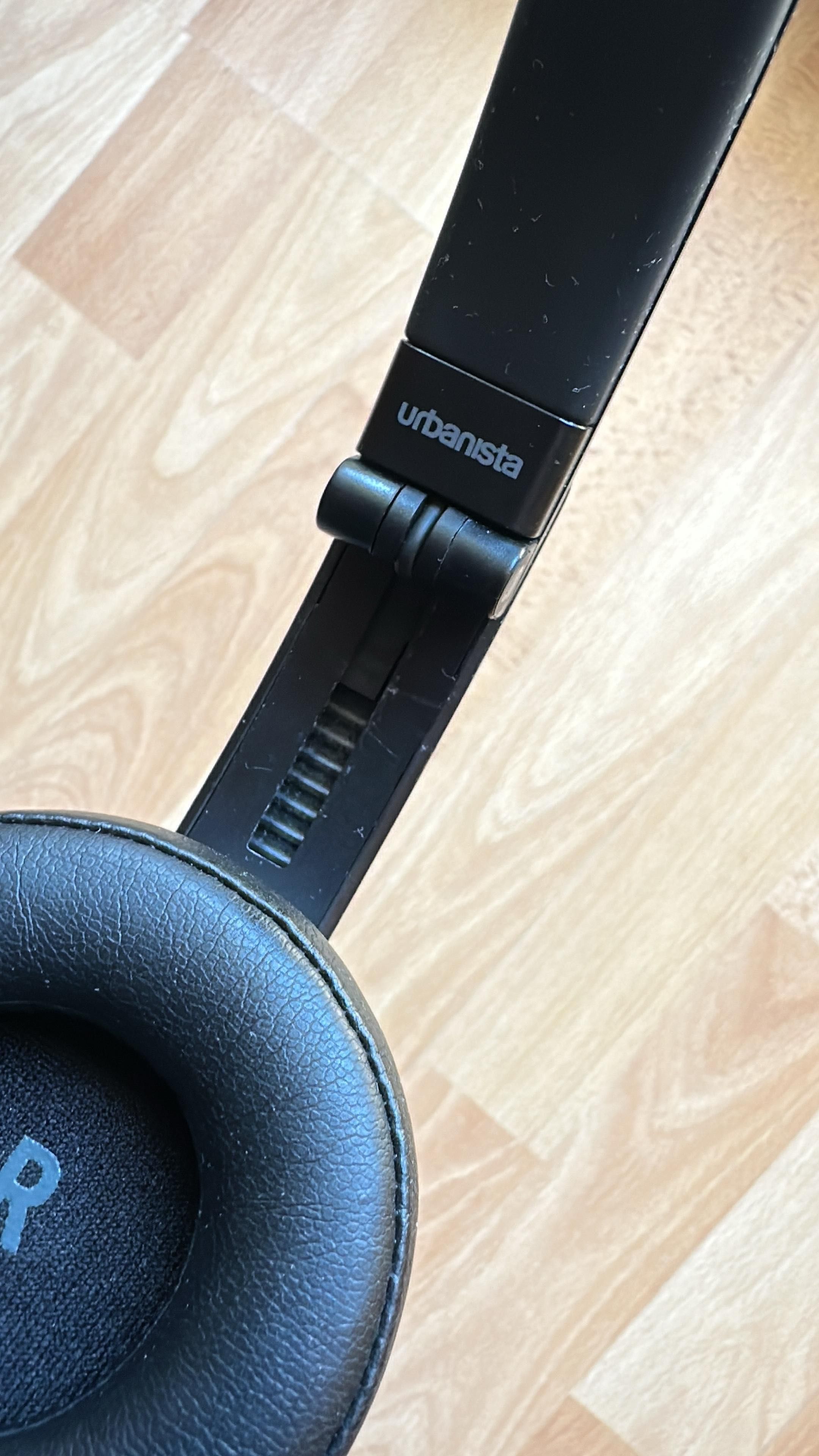 Słuchawki JBL- Urbanista i Linocell