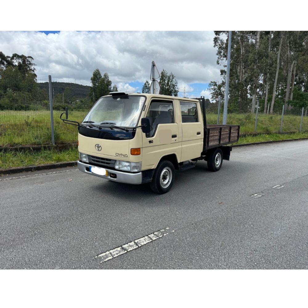 Toyota DYNA 150 CAB DUPLA