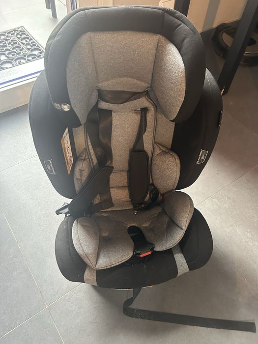 Cadeira auto giratoria com isofix