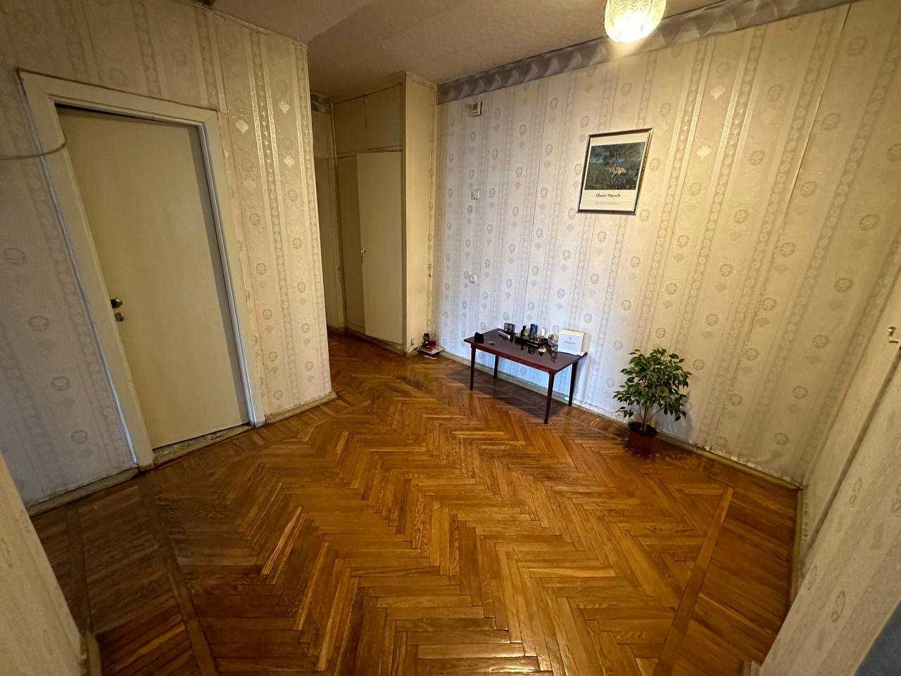Продам Центр 3 ком квартира Дзержинского Вернадского 33 105 м2
