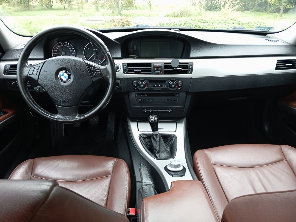 BMW  Seria 3 E90