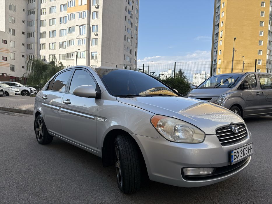 Hyundai accent 2008