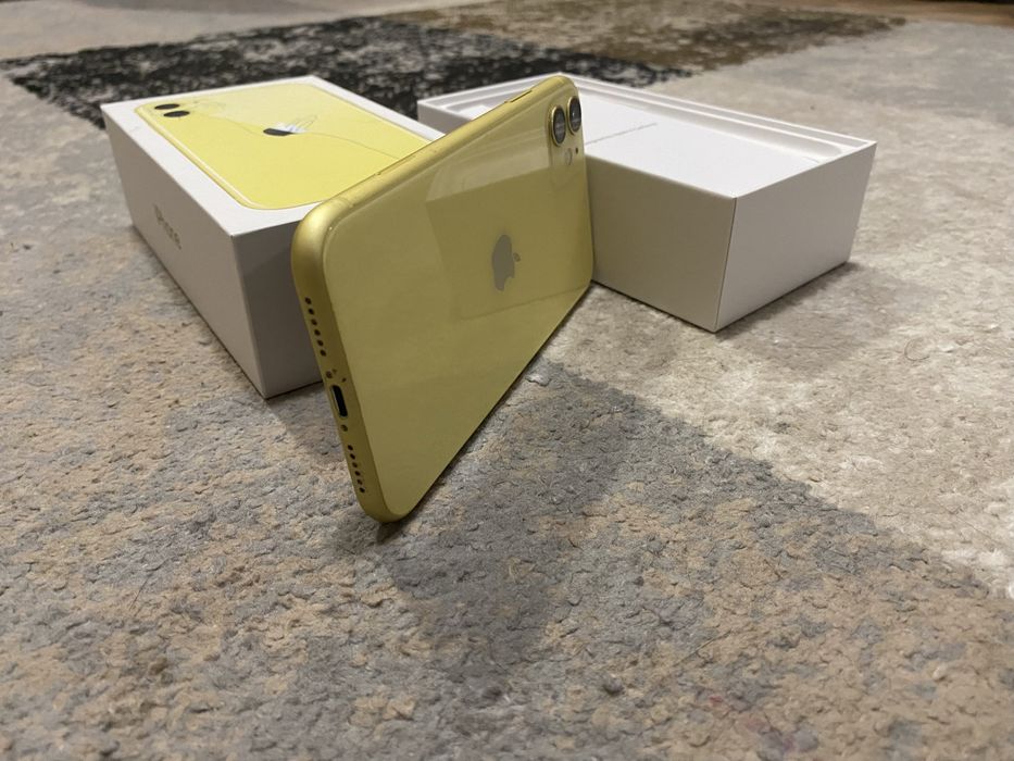 Продам iPhone 11