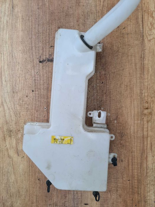 Ford e-Transit MK8 22r zbiornik spryskiwaczy pompka Transit elektryk