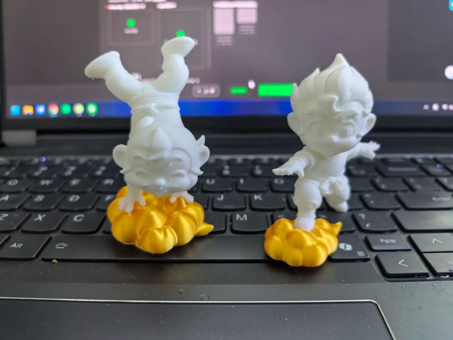 Pequeno Buda Macaco Rei com Nuvem Mágica - Figura