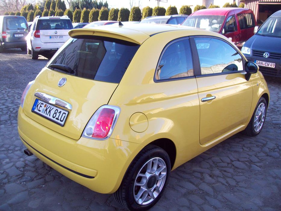 FIAT 500 1,4/6 biegowy/stan b.dobry /klimatyzacja