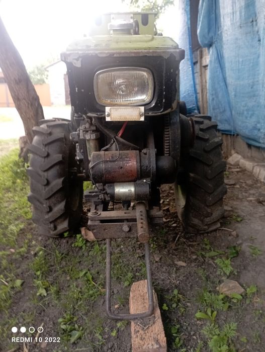 Мотоблок Зубр 8 з причіпом