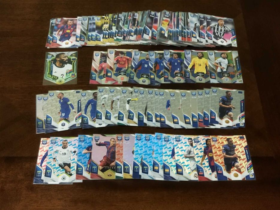 125 карток Panini FIFA 365 2026 Adrenalyn XL