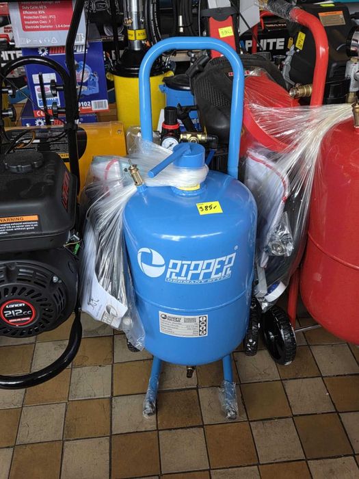 Piaskarka RIPPER 19L (5 GAL)