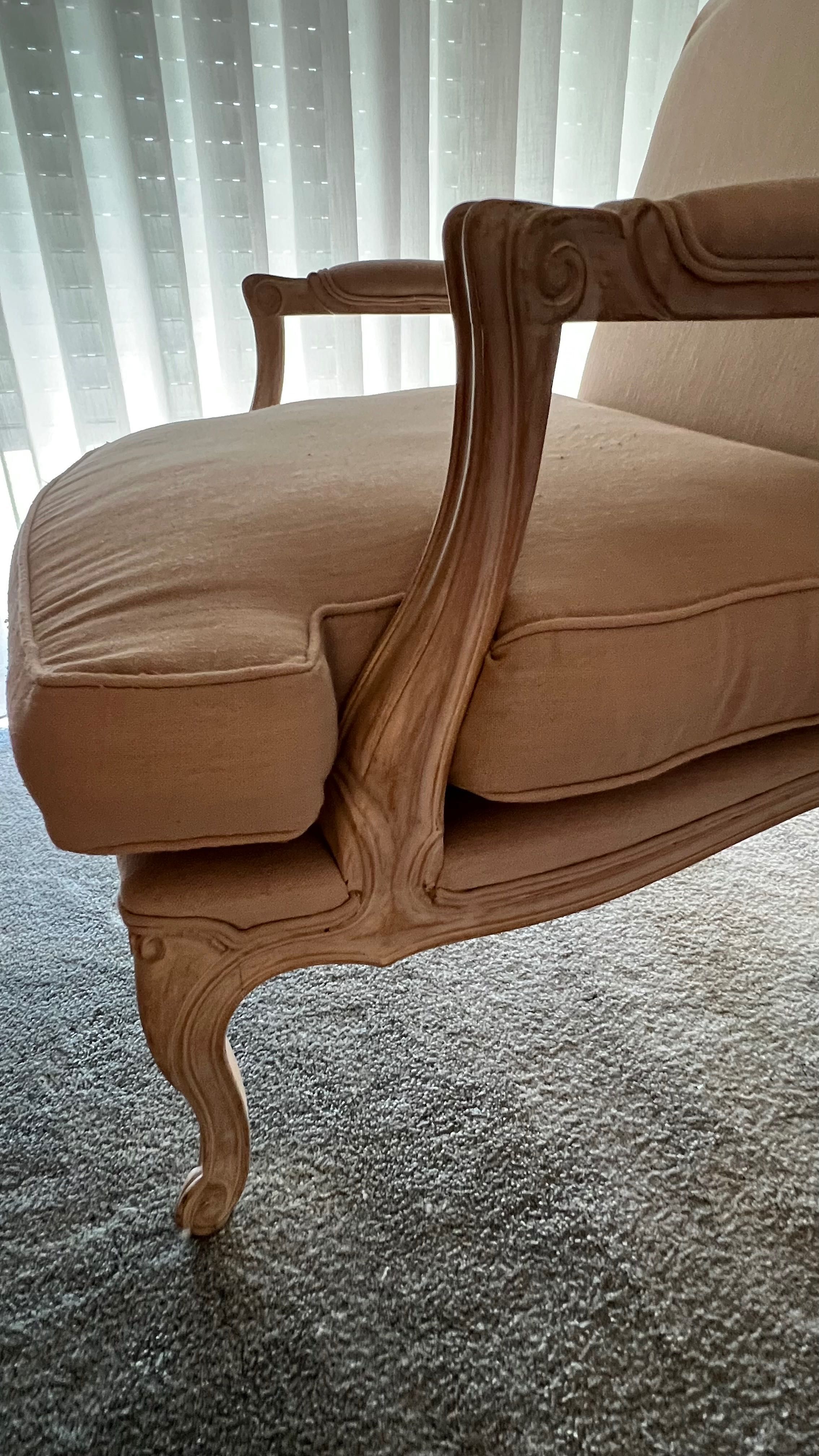 Conjunto de 2 poltronas/ cadeirões Maison Decor, em ótimo estado.