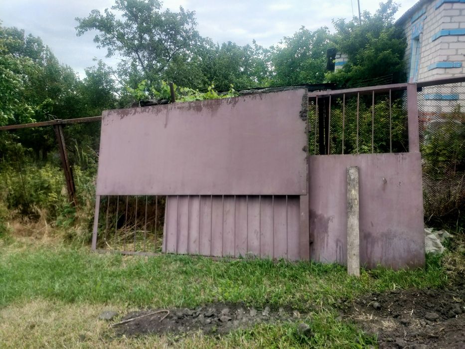 Продам ворота з трубами