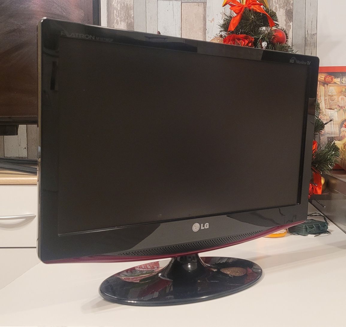 LG Monitor / LCD TV - monitor do monitoringu / biura / domu