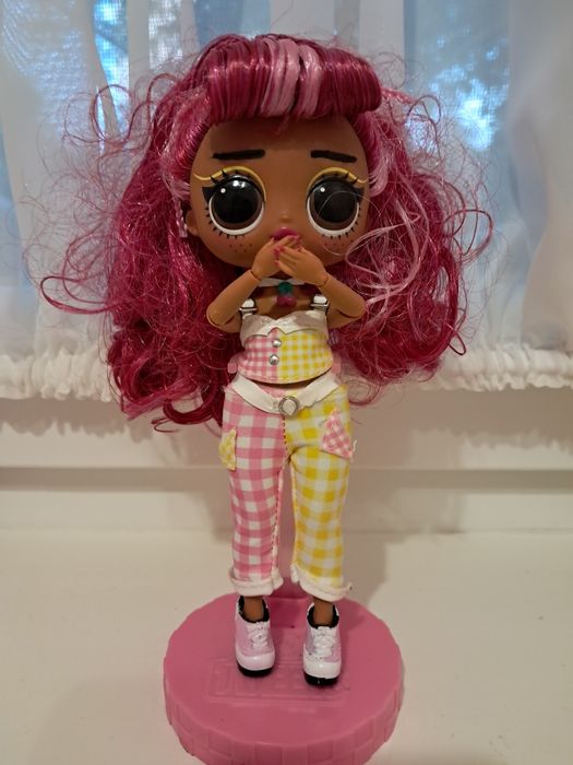 Лялька LOL Surprise Tweens Cherry