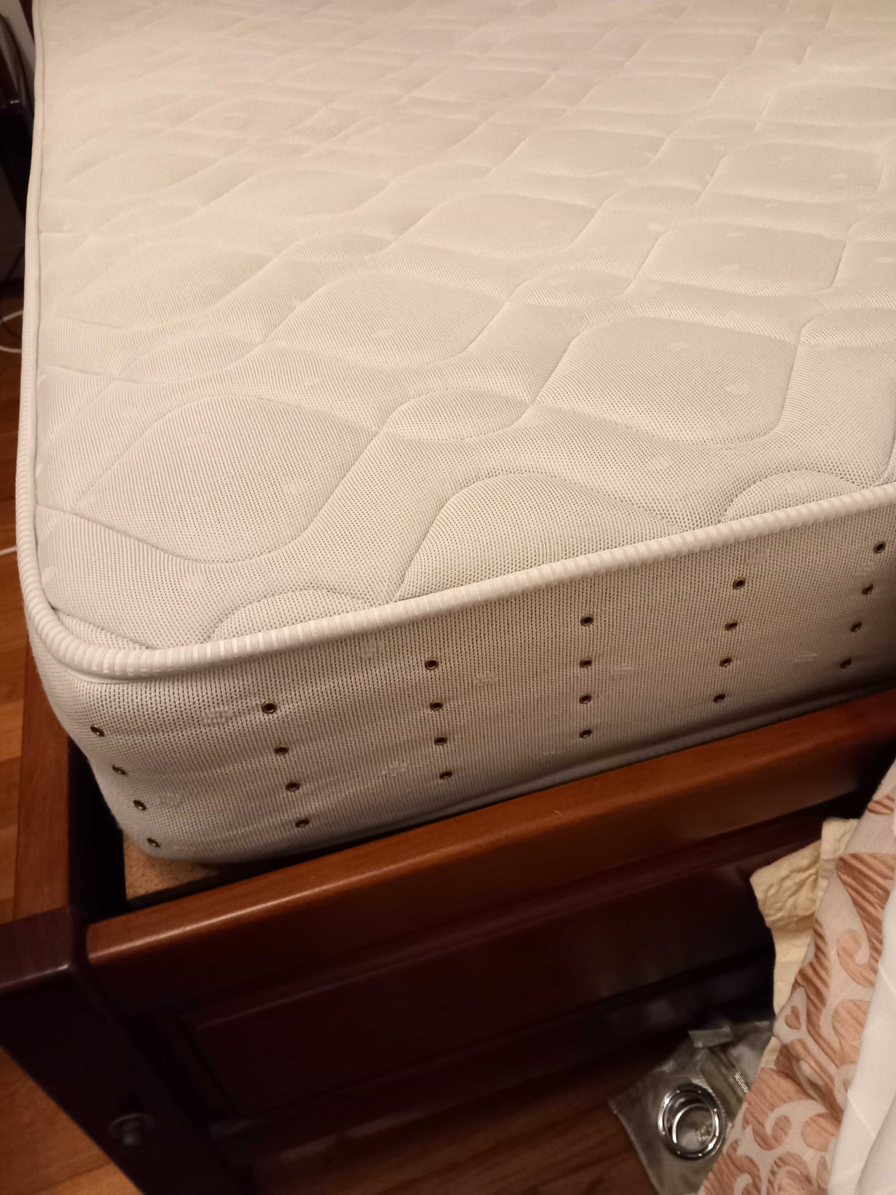Colchão MOLAFLEX  USADO em Muito Bom Estado