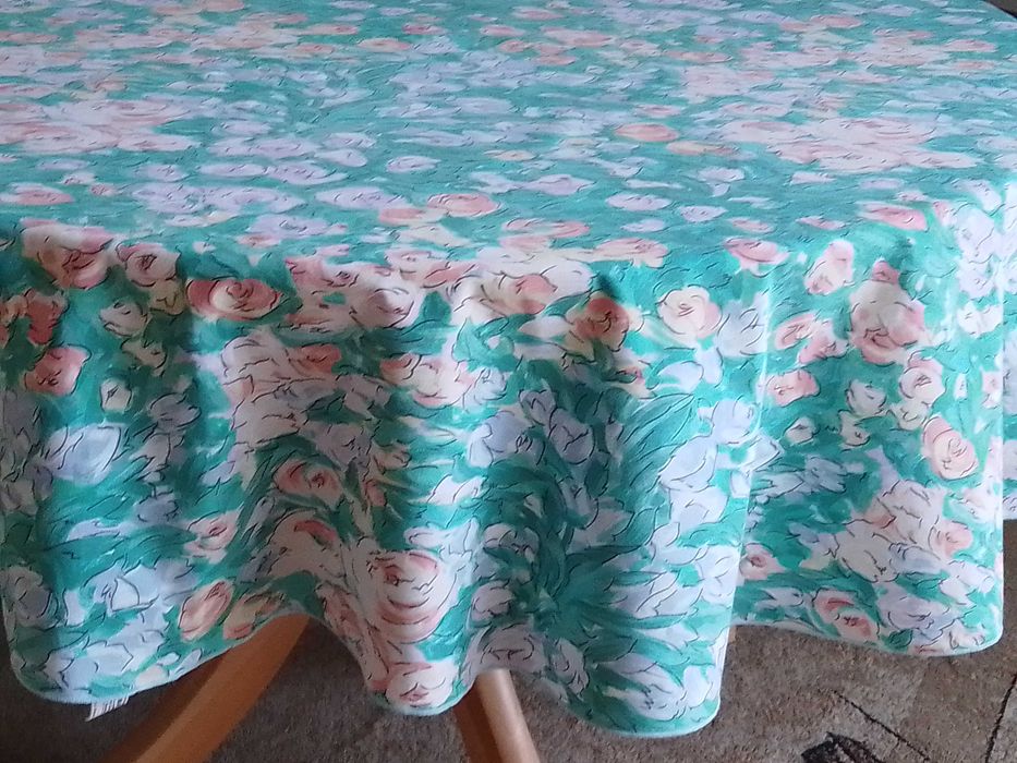 Kolorowy obrus w kwiaty Made in France - średnica 170cm - bdb !!