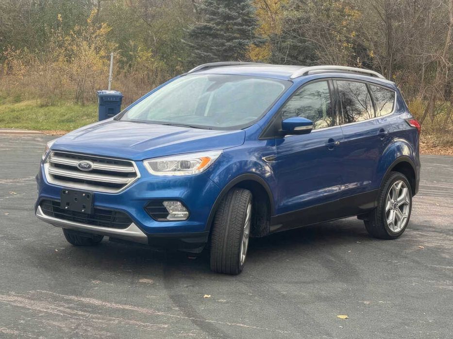 Ford Escape Titanium      2019