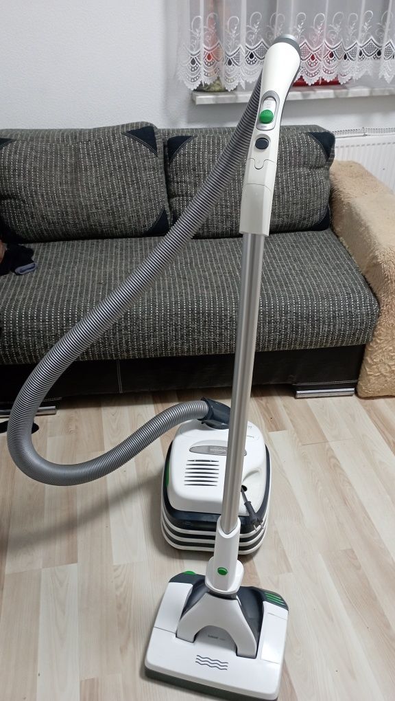 Пилосос vorwerk kobold vt300