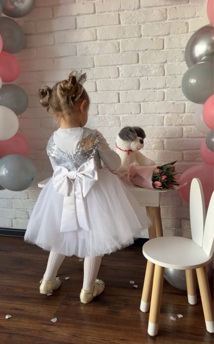 Плаття для дівчинки