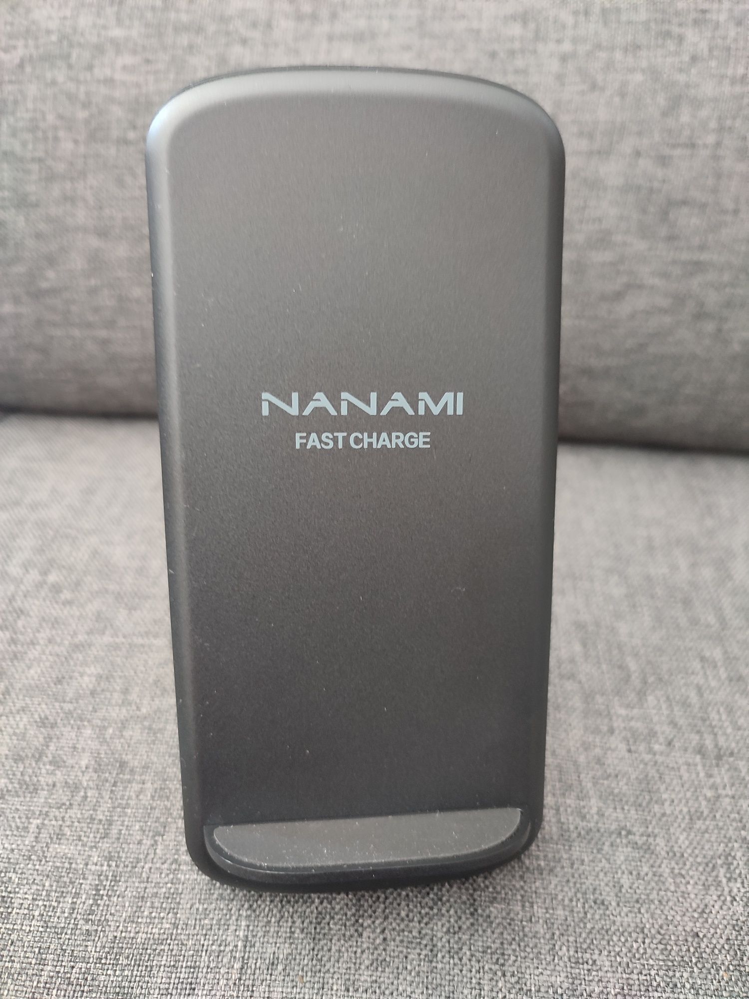 Ładowarka indukcyjna Nanami A800