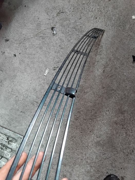 Bmw e38 kratka maskownica maski