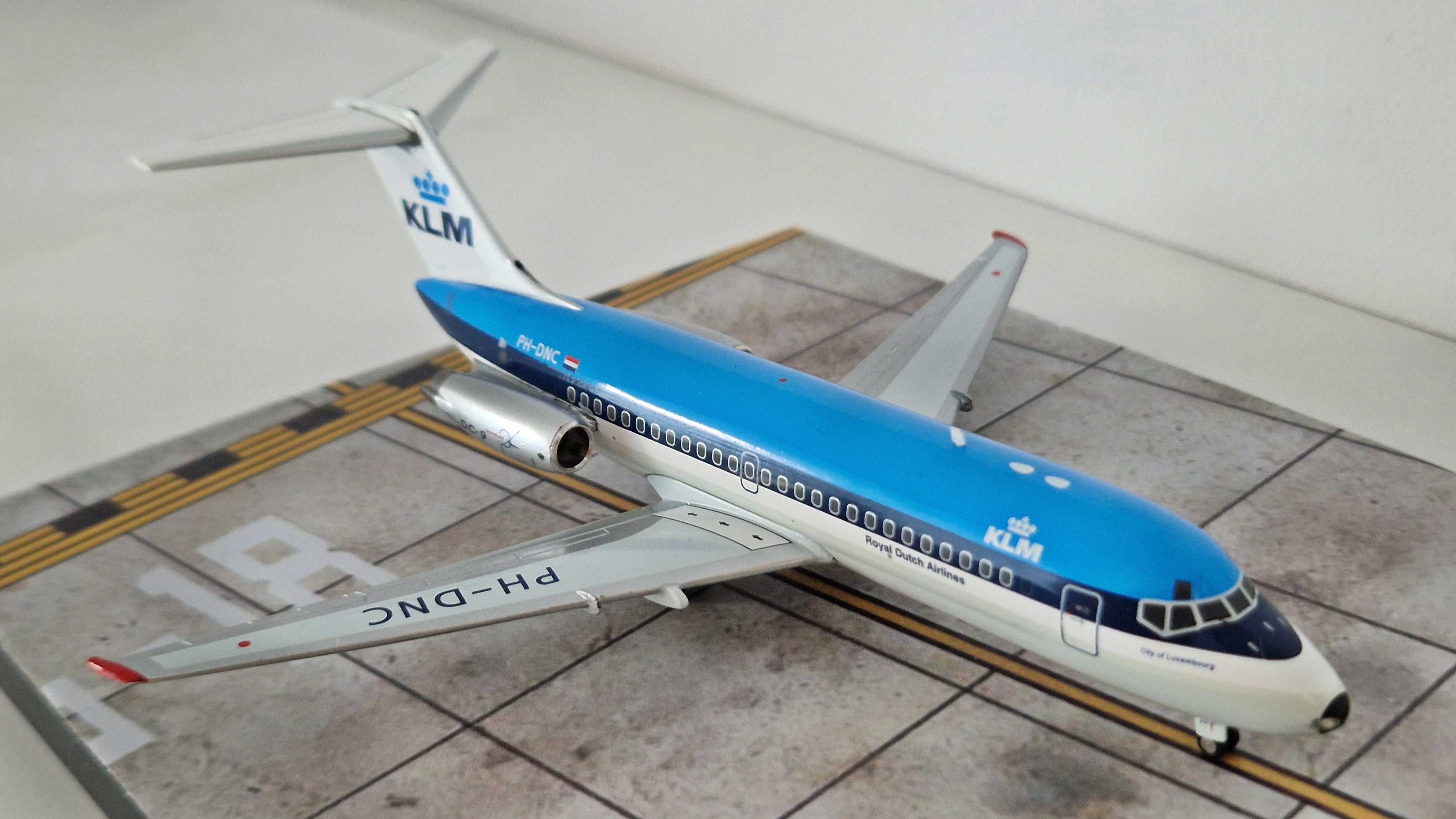 DC-9-15 KLM PH-DNC - JC Wings skala 1:200 - metalowy model samolotu