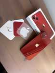 iPhone 13 RED 128 GB – komplet, szkła, etui, faktura