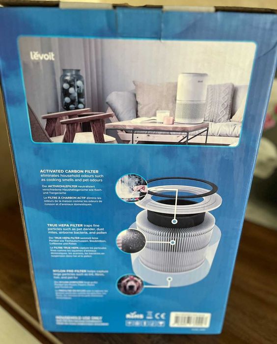 Очисник повітря Levoit Air Purifier Core 300 у гарному стані
