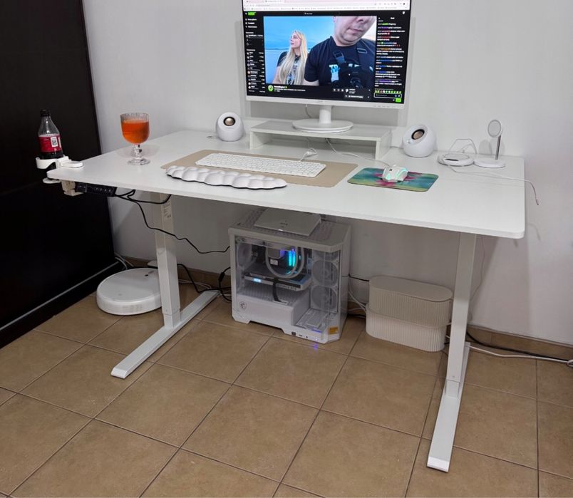 Nowe Biurko Elektryczne Regulowane 120x60cm Gamingowe do Domu do Biura