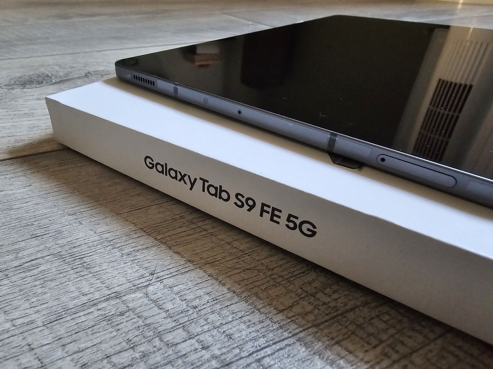 Samsung Tab S9FE 8/256.  5. G  (Офіційний)