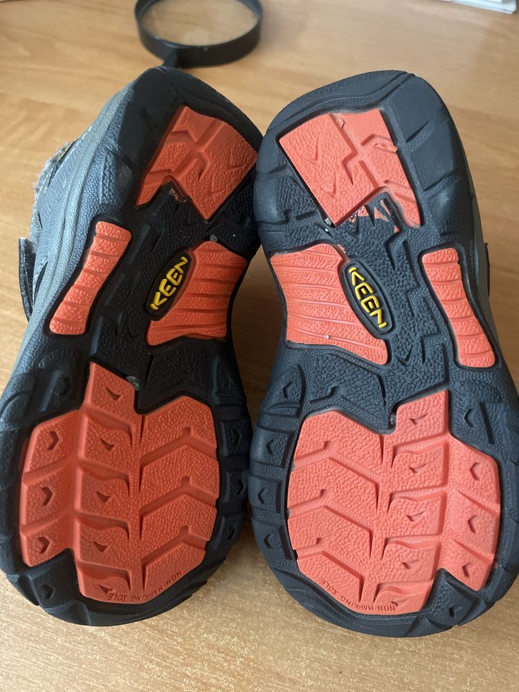 Детские ботинки,кросовки,сапожки фирмы KEEN