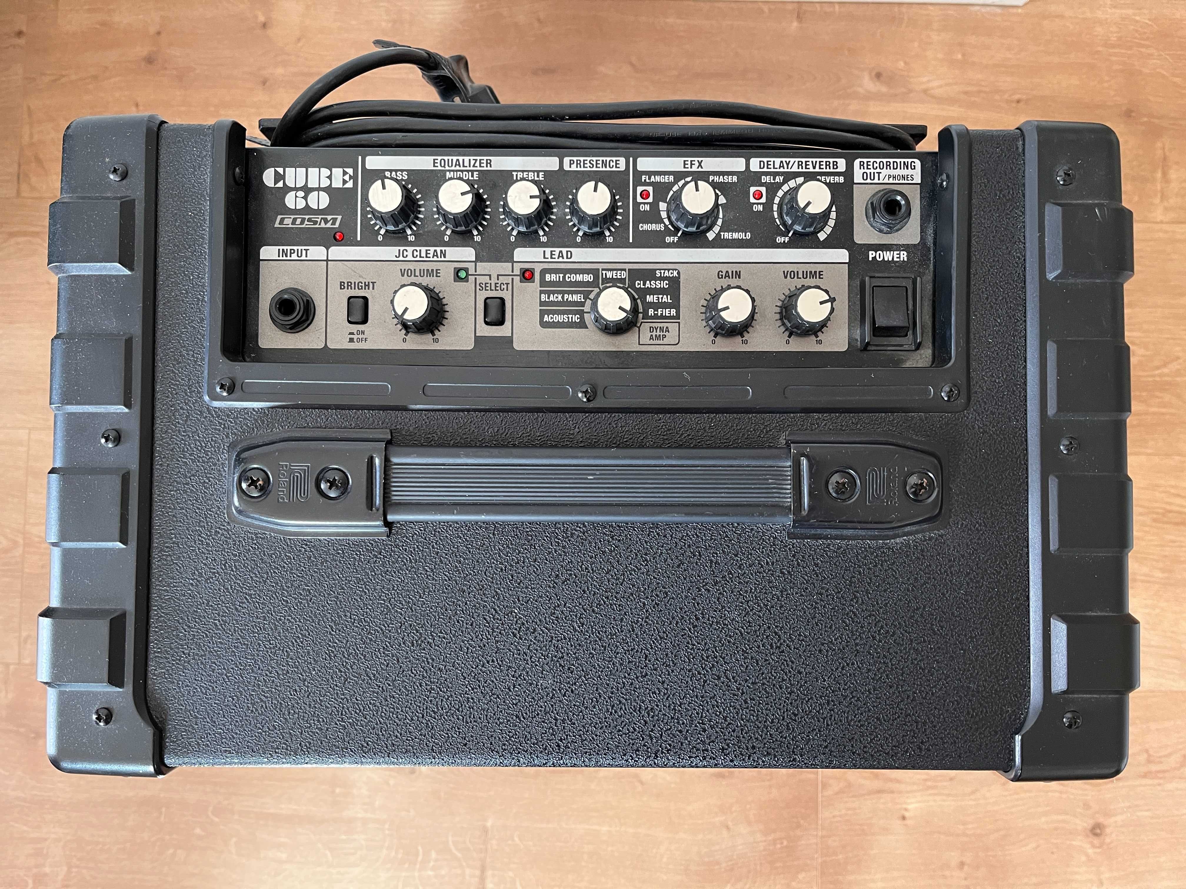 Amplificador Roland Cube-60