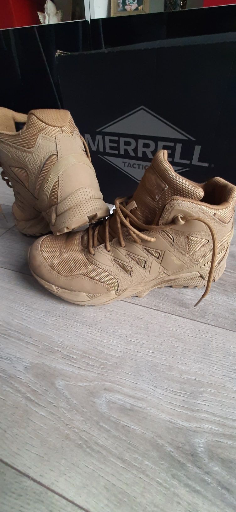 buty taktyczne Merrell